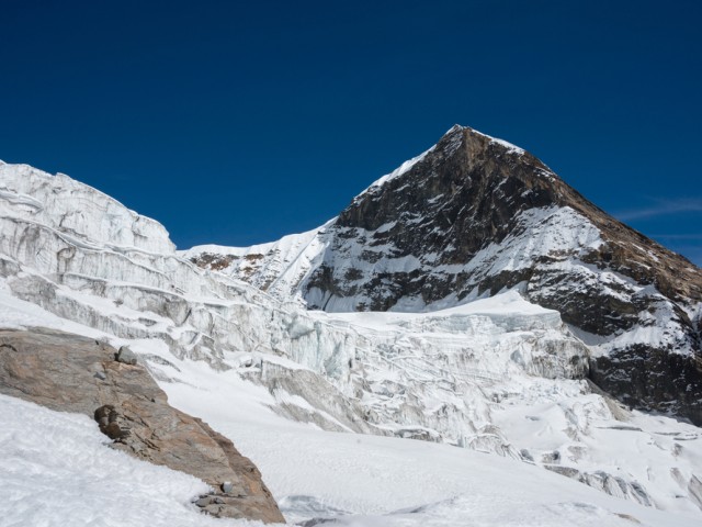 Tent Peak (5663m)