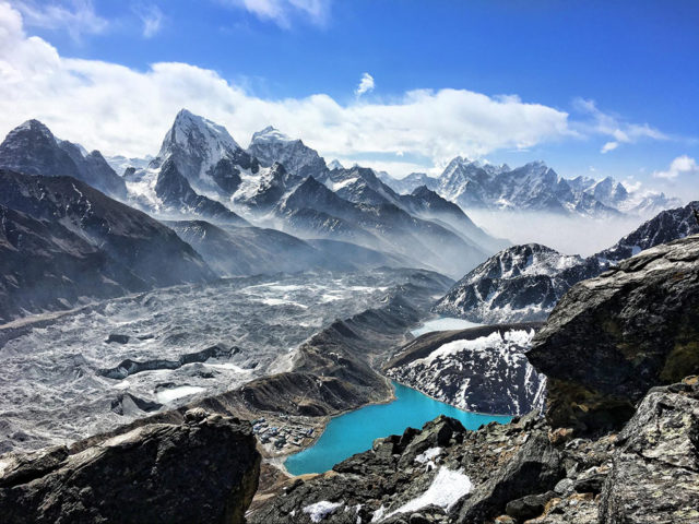 Everest Base Camp vs Gokyo with Everest Trek Everest Base Camp vs Gokyo with Everest Trek