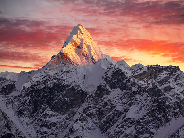 Ama Dablam Peak